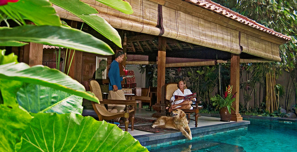 Villa Oost Indies - Relaxing poolside